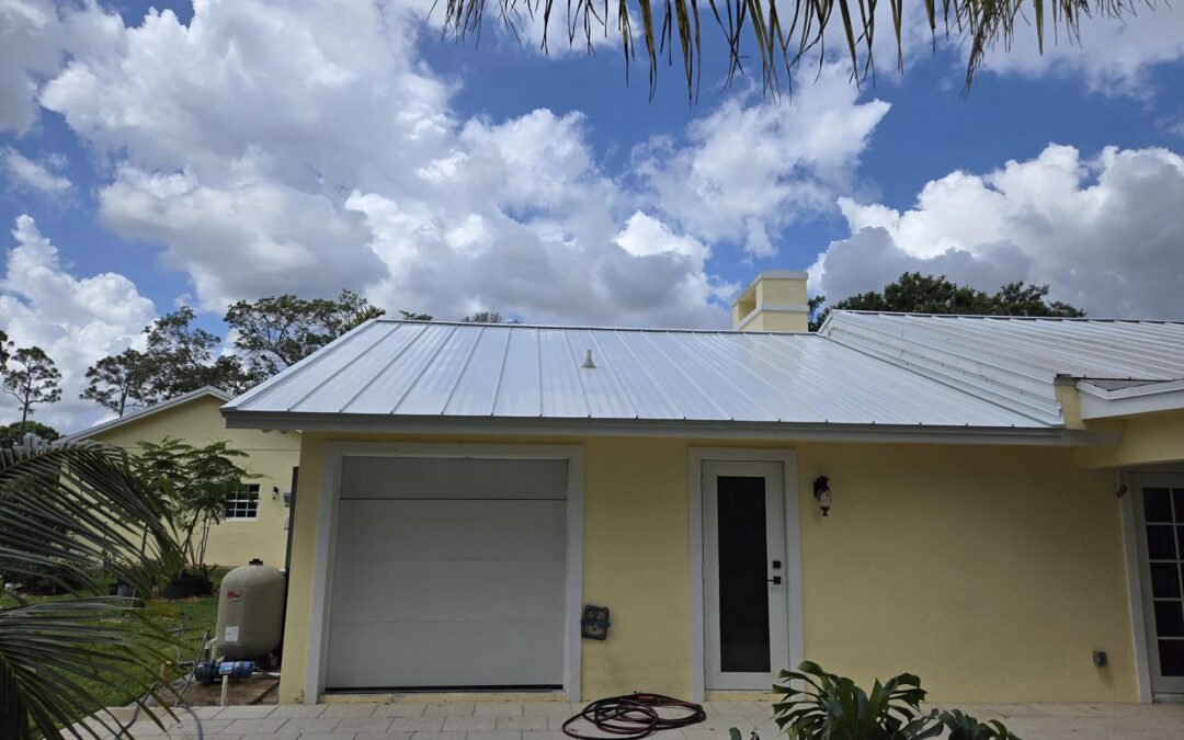 Why Acreage Homes in Loxahatchee Need Professional Pressure Washing More Often