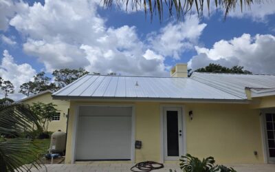 Why Acreage Homes in Loxahatchee Need Professional Pressure Washing More Often