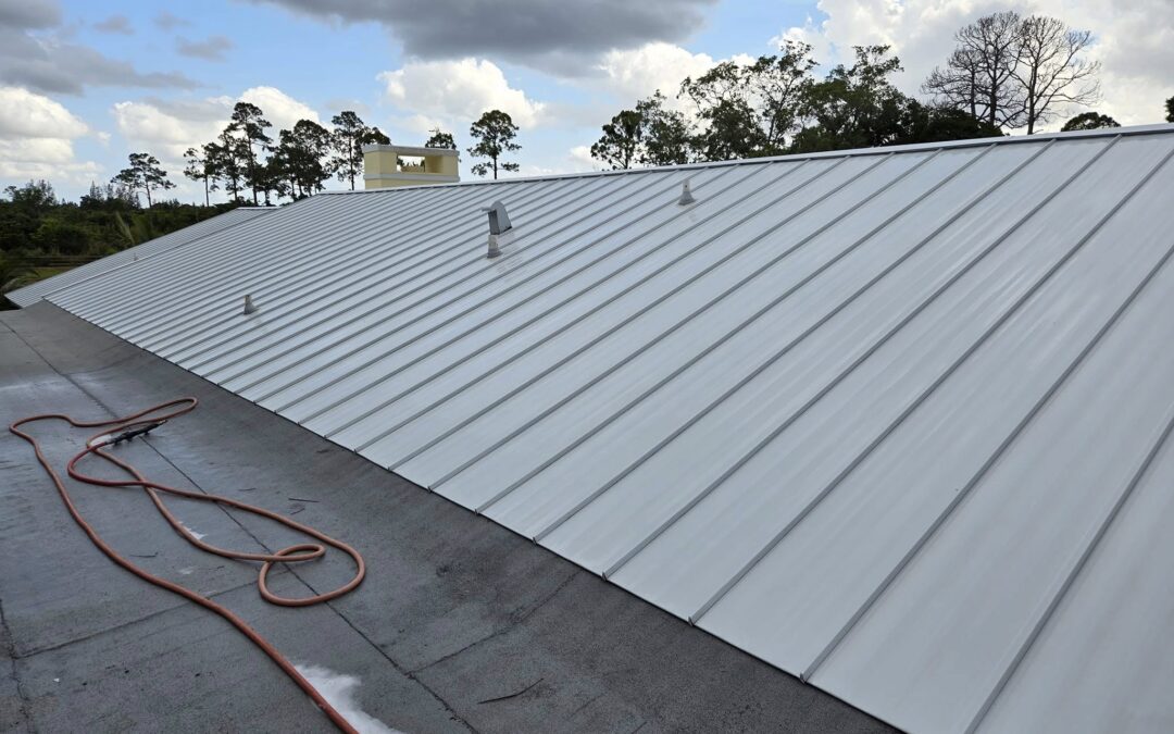 The Best Time to Schedule Pressure Washing in Loxahatchee, FL